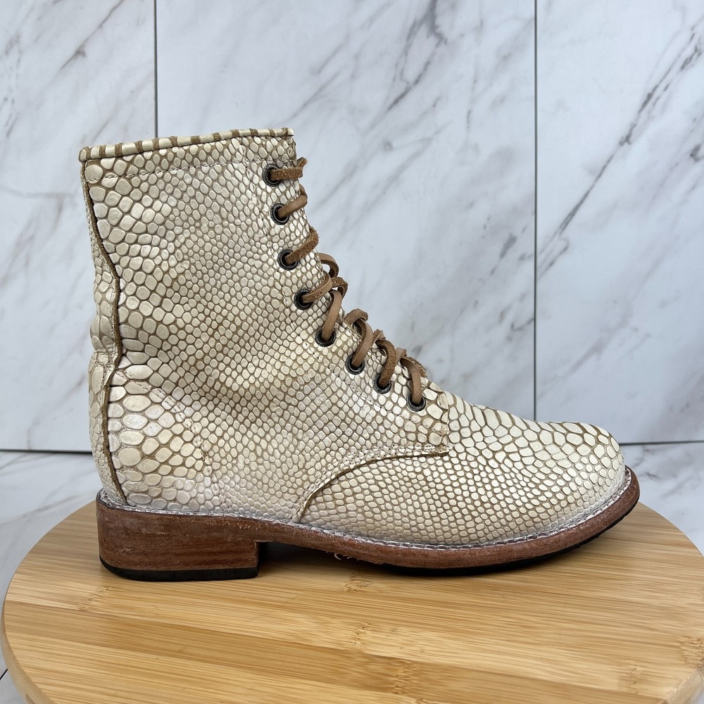 Freebird by Steven Machester Womens Size 10 White Snakeskin Texture Lace Up Boot